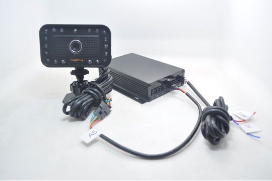 MRVL é um sistema de rastreamento GPS que se conecta com o monitor de fadiga do motorista MR688 Pro versão